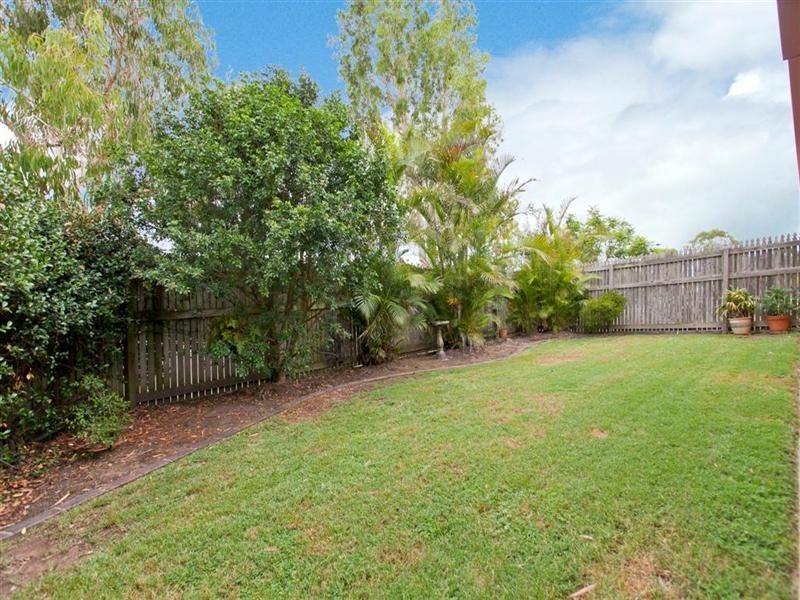 17 Cresthill Street, Birkdale QLD 4159