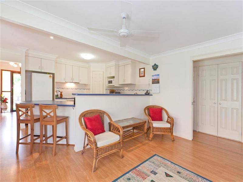 6 Bush Cherry Place, Thornlands QLD 4164