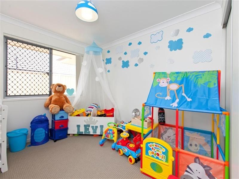 10 Liner Street, Wellington Point QLD 4160