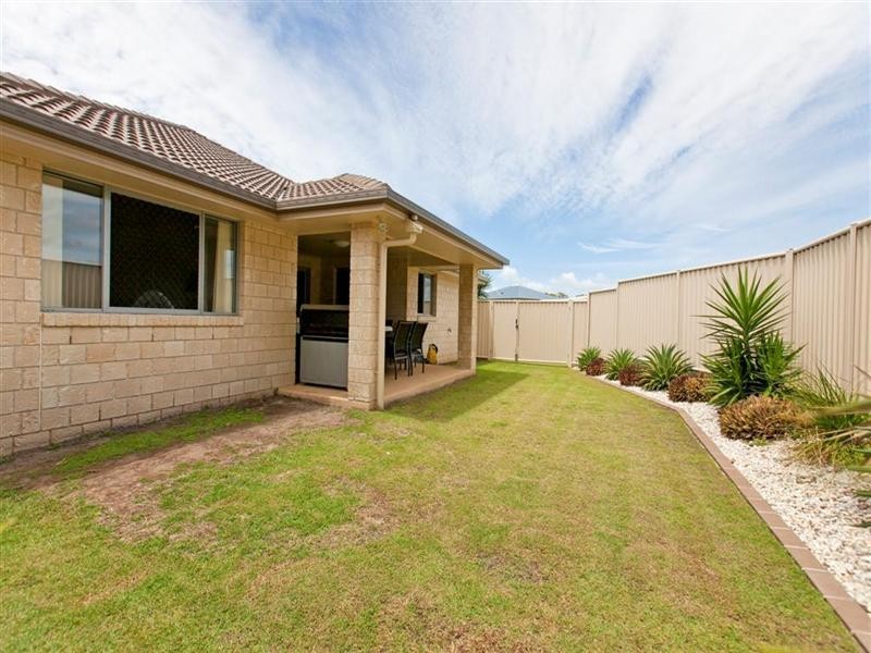 10 Liner Street, Wellington Point QLD 4160