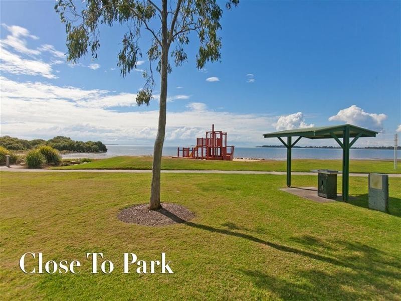 48 Bates Street, Birkdale QLD 4159