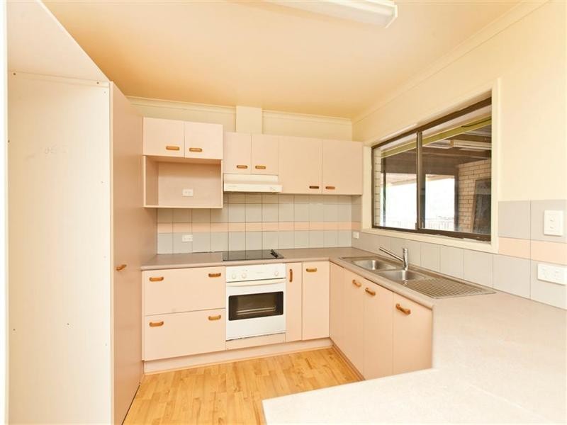 3 Spoonbill Street, Birkdale QLD 4159