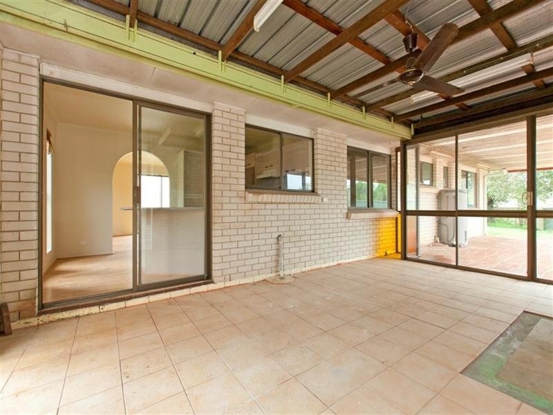 3 Spoonbill Street, Birkdale QLD 4159