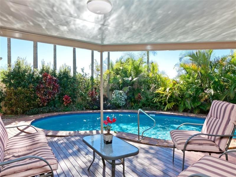 16 Ocean Street, Cleveland QLD 4163