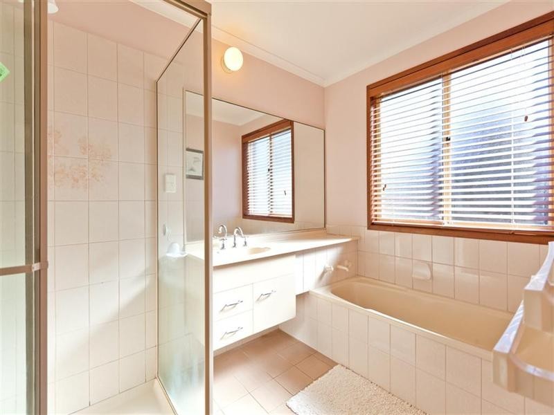 16 Ocean Street, Cleveland QLD 4163