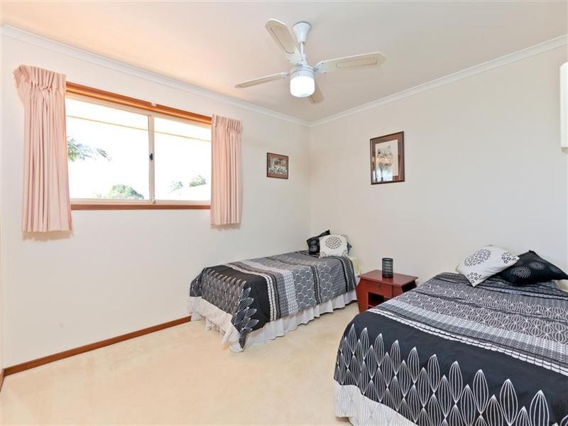 16 Ocean Street, Cleveland QLD 4163