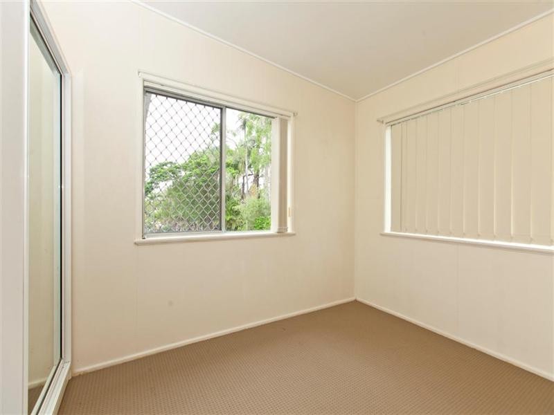 63 Barron Road, Birkdale QLD 4159