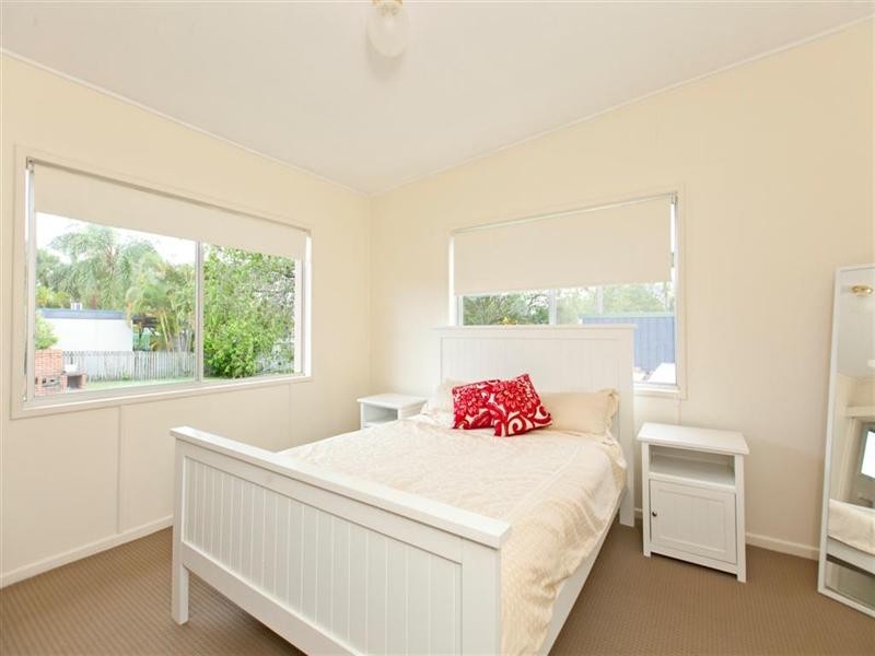 63 Barron Road, Birkdale QLD 4159