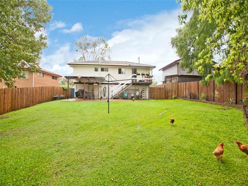 4 Cambridge Drive, Alexandra Hills QLD 4161