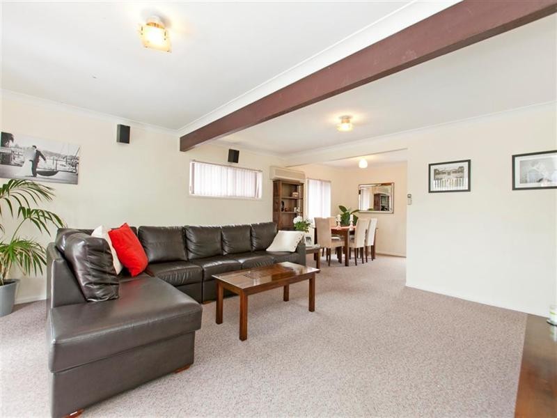 4 Cambridge Drive, Alexandra Hills QLD 4161