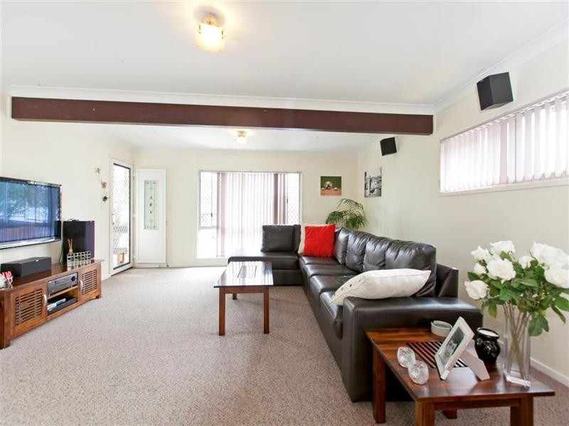 4 Cambridge Drive, Alexandra Hills QLD 4161