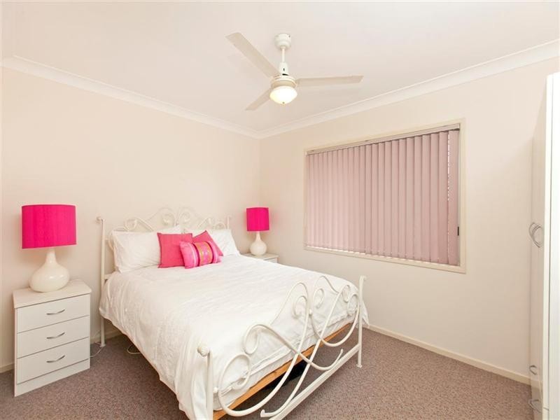 4 Cambridge Drive, Alexandra Hills QLD 4161