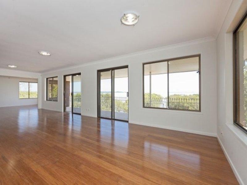 9 ACACIA Street, Wellington Point QLD 4160