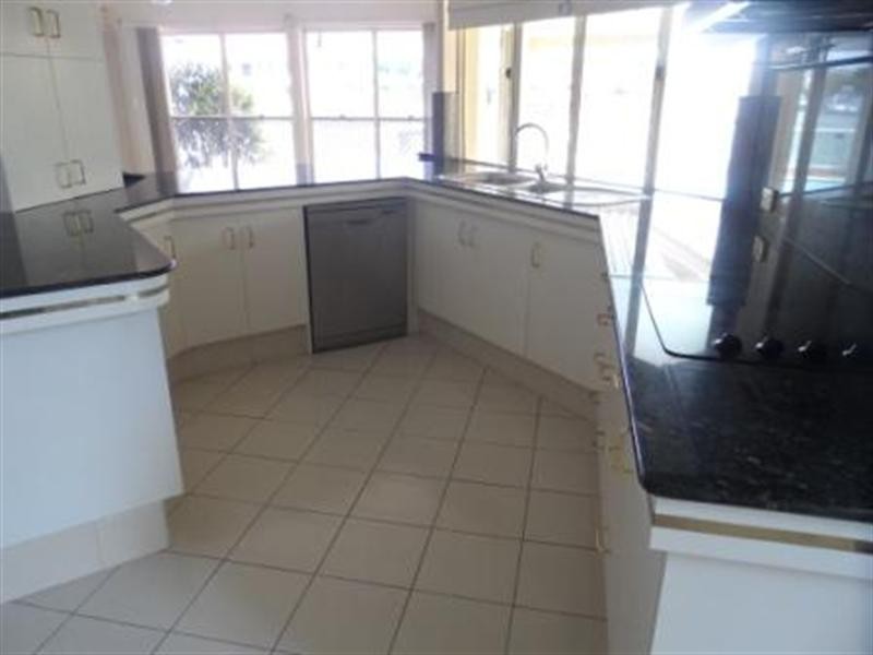 19 DORSAL Drive, Birkdale QLD 4159