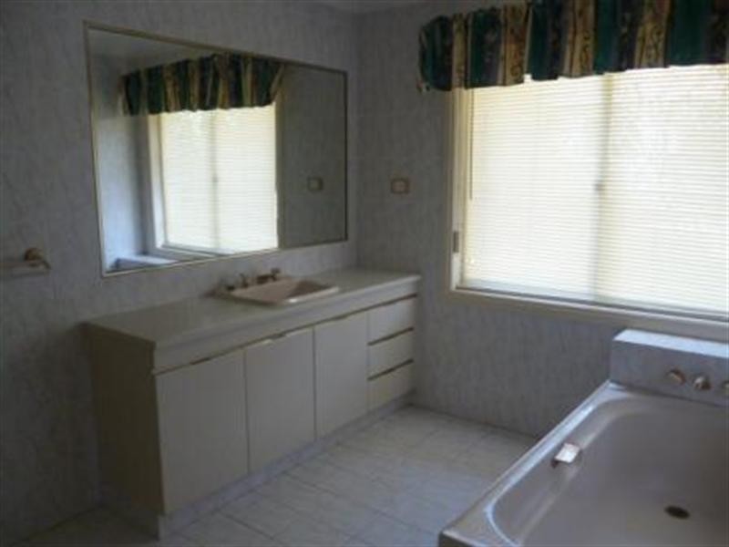 19 DORSAL Drive, Birkdale QLD 4159