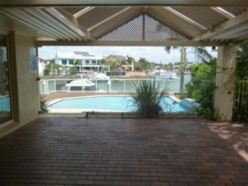 19 DORSAL Drive, Birkdale QLD 4159