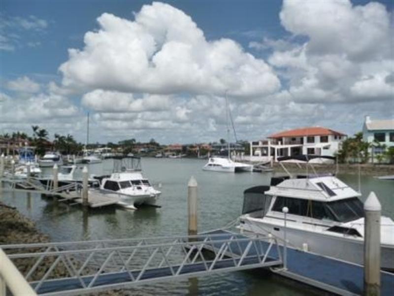 19 DORSAL Drive, Birkdale QLD 4159