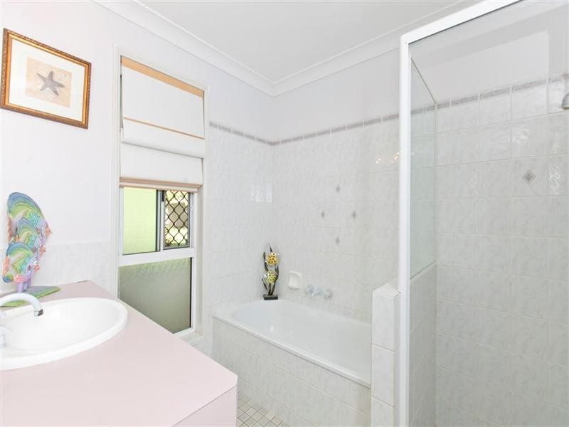 6 Mossip Court, Wellington Point QLD 4160