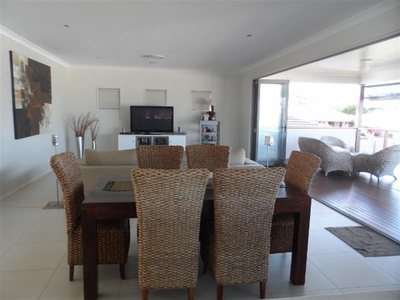 35 CYPRESS Street, Redland Bay QLD 4165