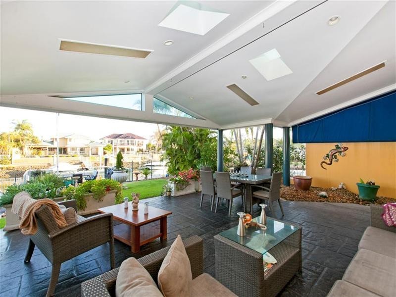 12 Mainsail Street, Birkdale QLD 4159