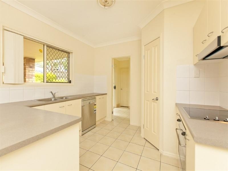 18 Lime Street, Redland Bay QLD 4165