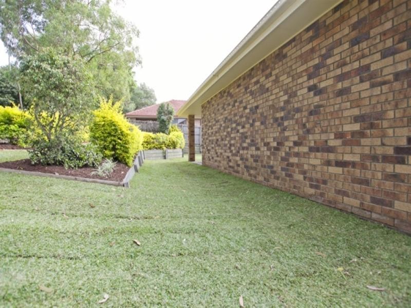 18 Lime Street, Redland Bay QLD 4165