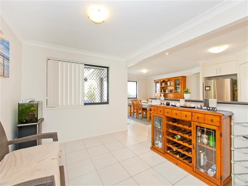 7 Bryce Place, Birkdale QLD 4159