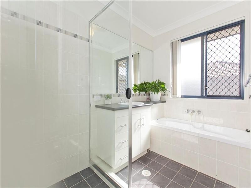 7 Bryce Place, Birkdale QLD 4159