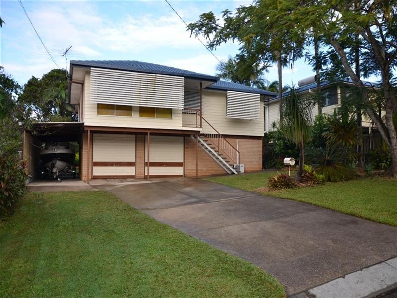 15 Parakeet Street, Birkdale QLD 4159