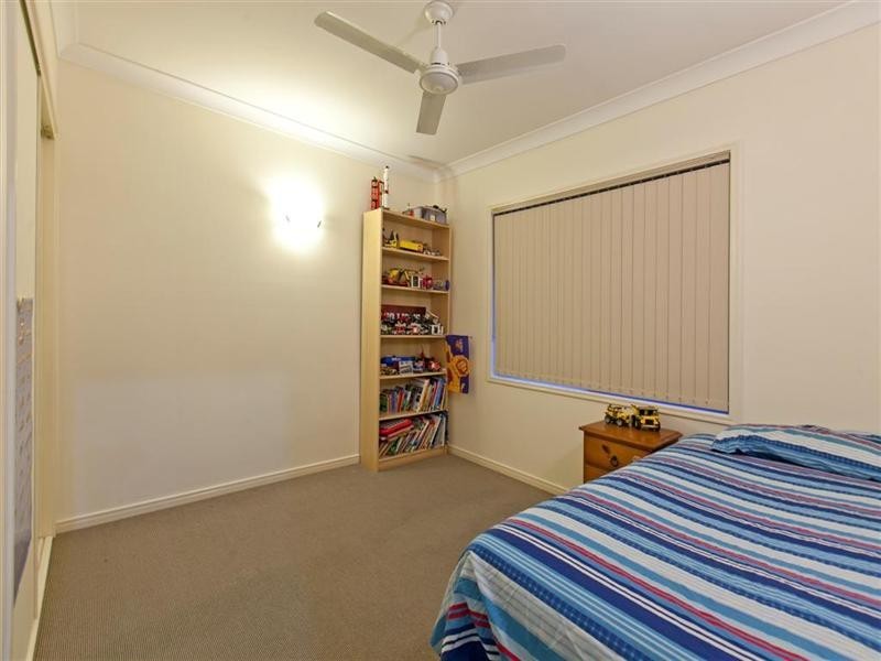 9 Red Gum Crescent, Wakerley QLD 4154