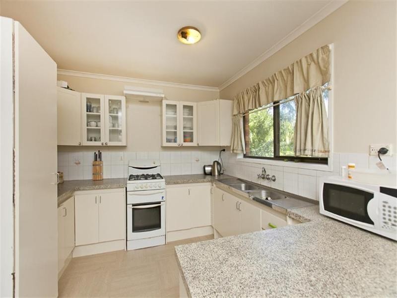 16 Kinross Road, Thornlands QLD 4164