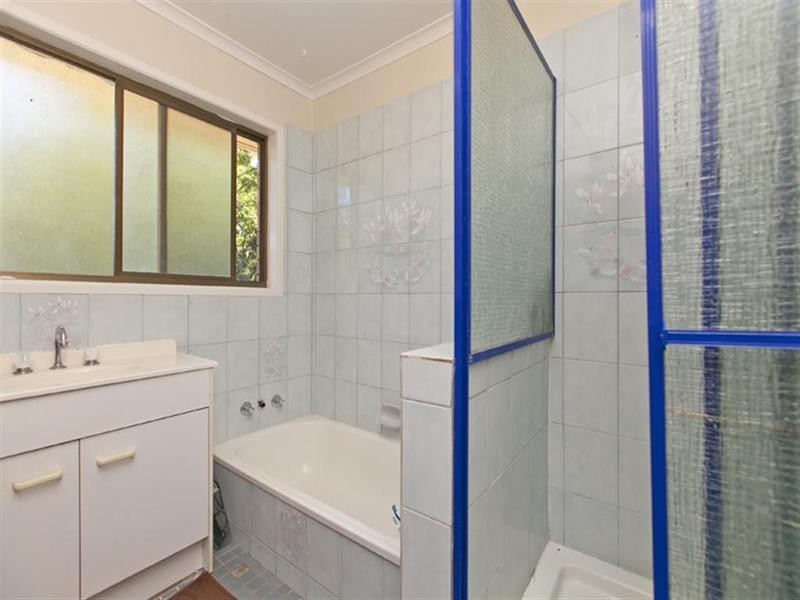 16 Kinross Road, Thornlands QLD 4164