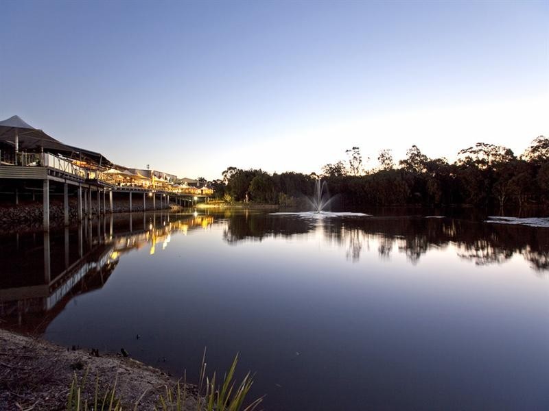 113/333 Colburn Avenue, Victoria Point QLD 4165