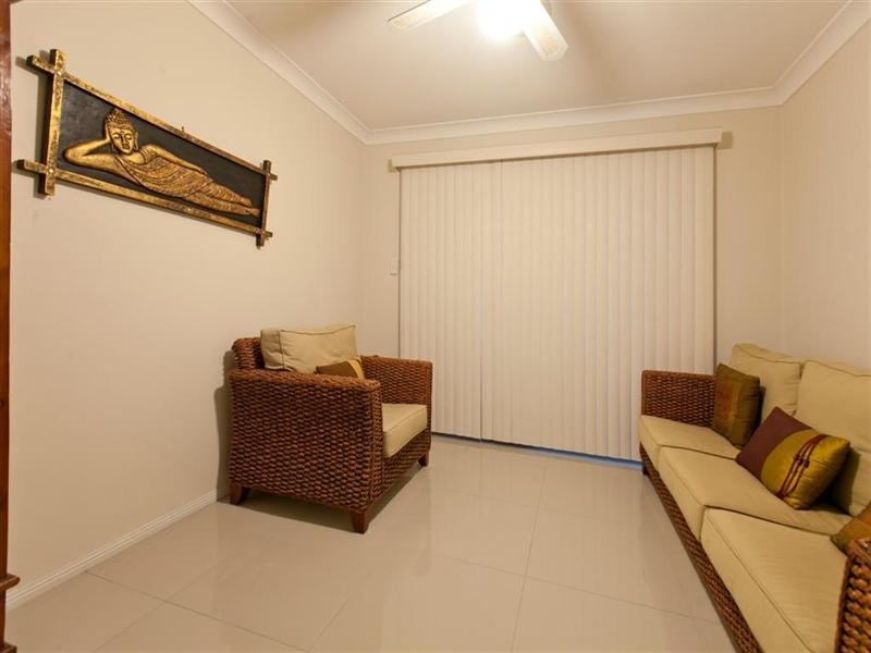 1 Parkvale Street, Victoria Point QLD 4165