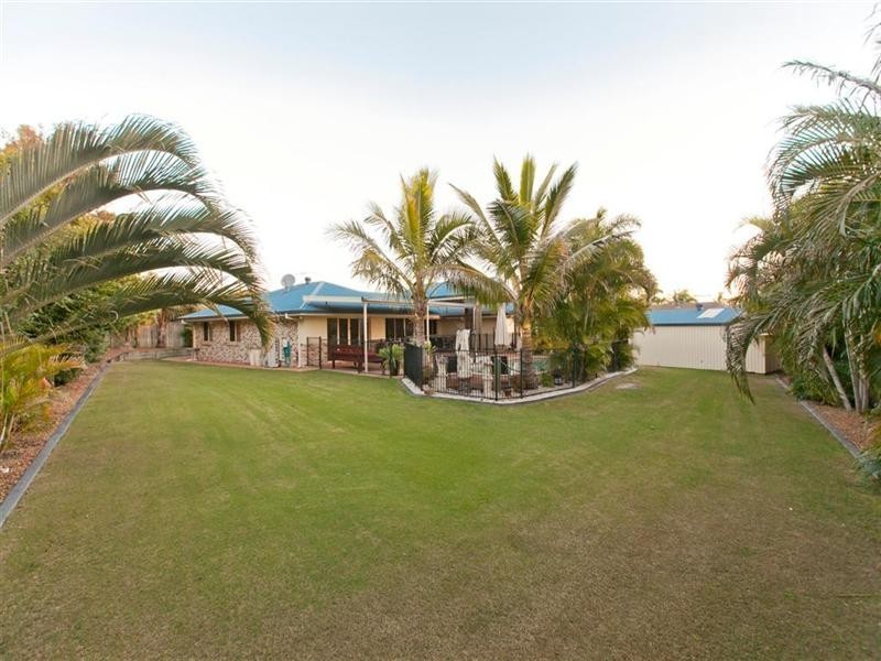 1 Parkvale Street, Victoria Point QLD 4165