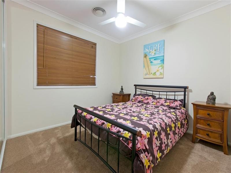 1 Parkvale Street, Victoria Point QLD 4165