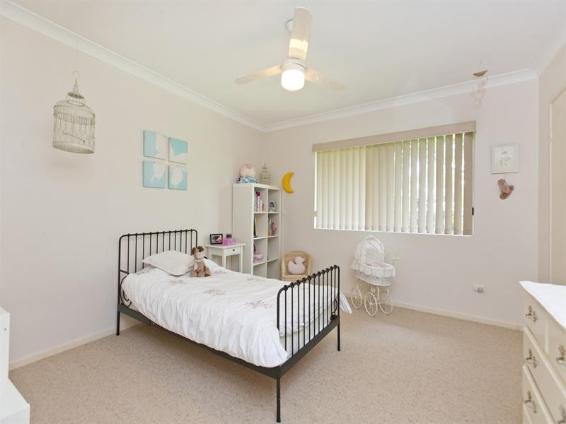 30 Whitehall Avenue, Birkdale QLD 4159