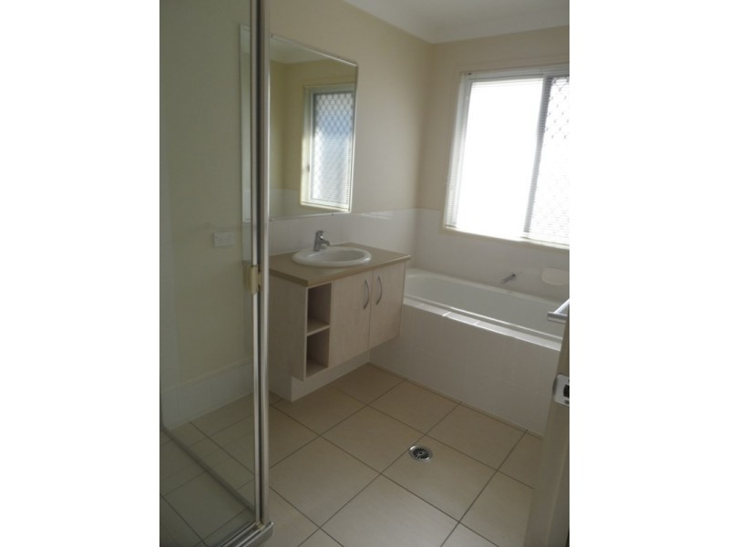 10 DUNNART Street, Victoria Point QLD 4165