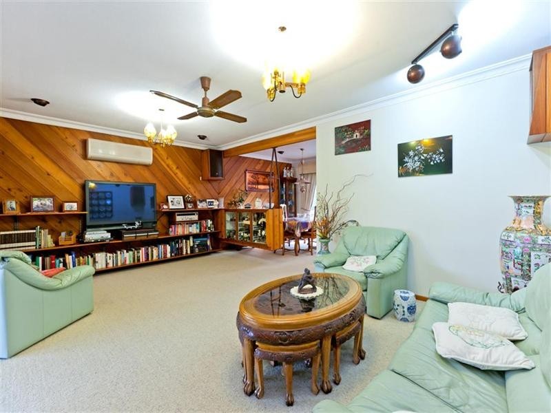 13 Thistle Street, Ormiston QLD 4160