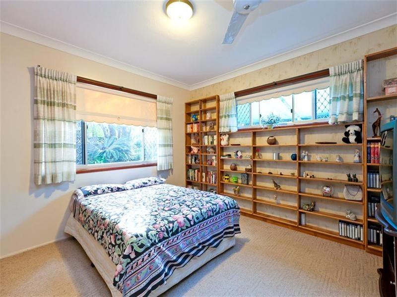 13 Thistle Street, Ormiston QLD 4160