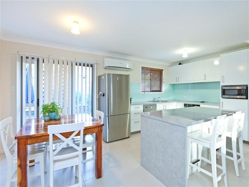 7 Lindon Street, Birkdale QLD 4159