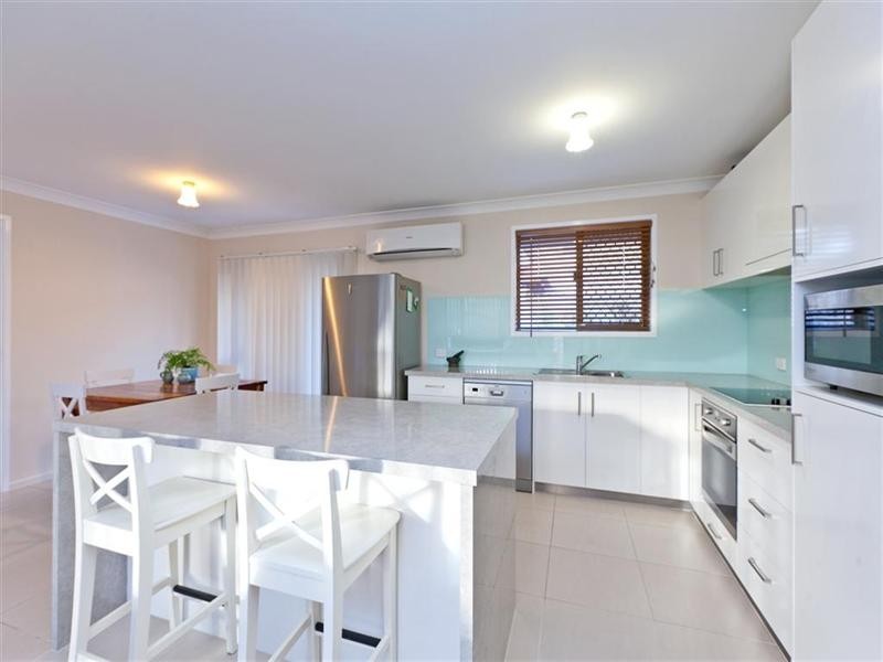 7 Lindon Street, Birkdale QLD 4159