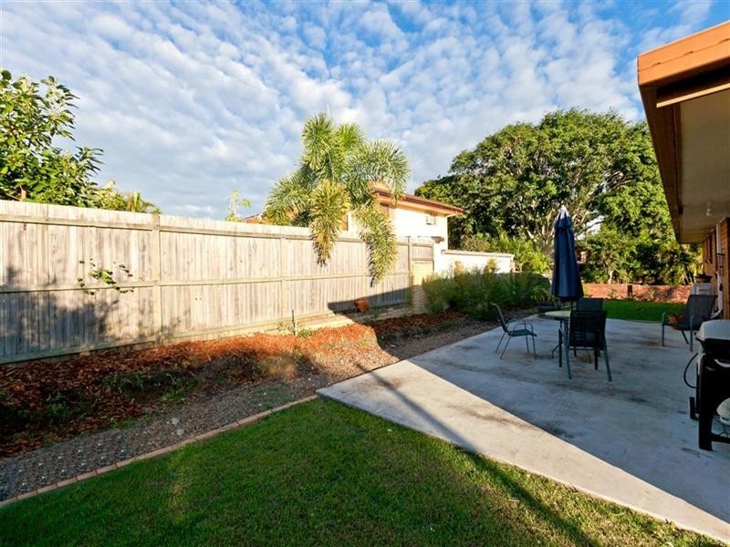 7 Lindon Street, Birkdale QLD 4159