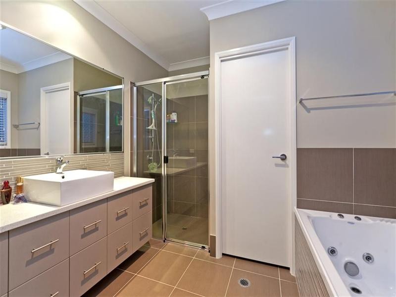 21 Windsong Circuit, Cleveland QLD 4163