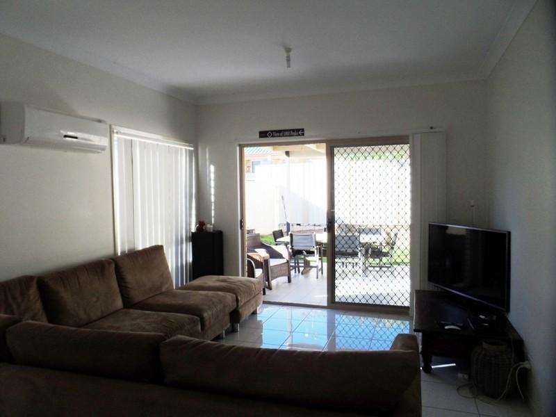 17 MYRA Street, Birkdale QLD 4159