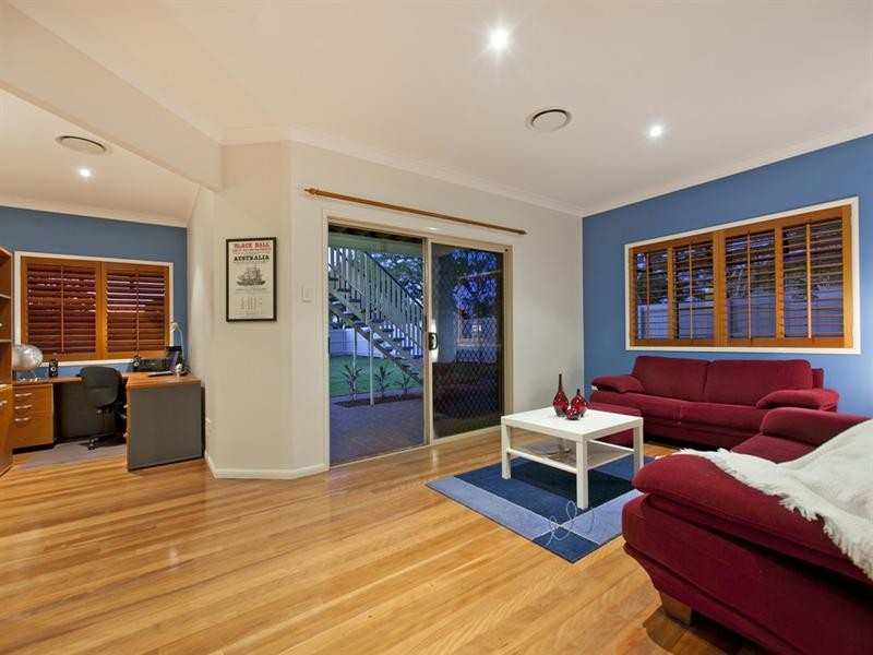 16 Blake Street, Cleveland QLD 4163