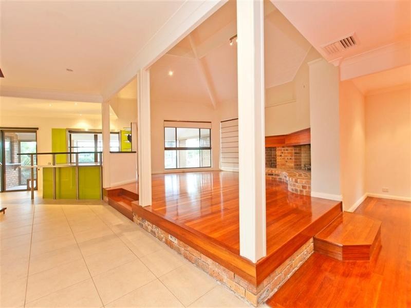 43 Mary Pleasant Drive, Birkdale QLD 4159