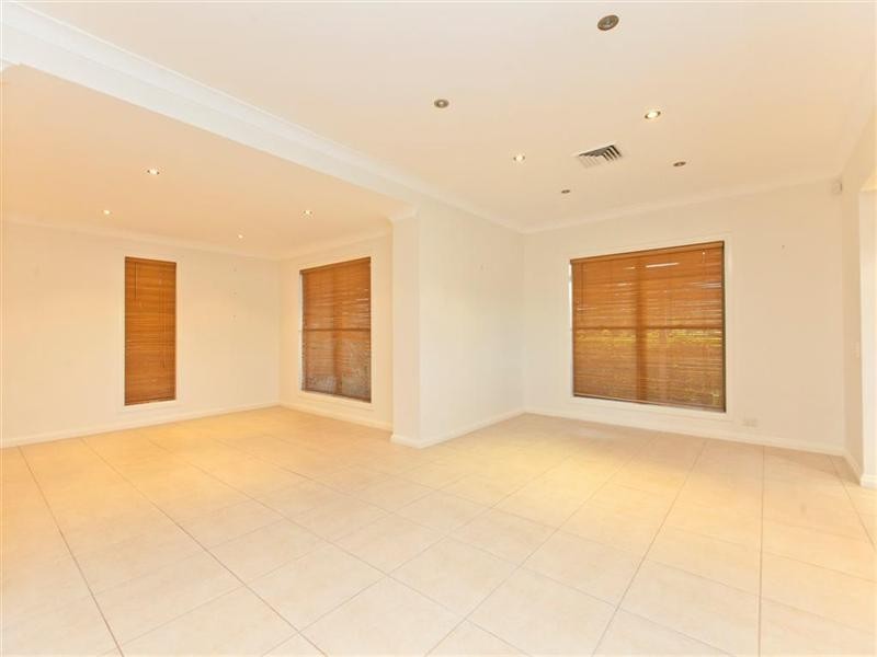 43 Mary Pleasant Drive, Birkdale QLD 4159