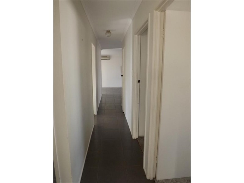 100 VALANTINE Road, Birkdale QLD 4159