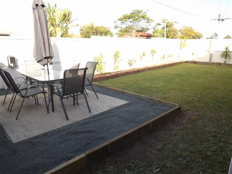 100 VALANTINE Road, Birkdale QLD 4159